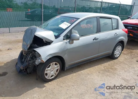 2010 Nissan Versa 1.8S из США, поврежденный, VIN 3N1BC1CP1AL351473